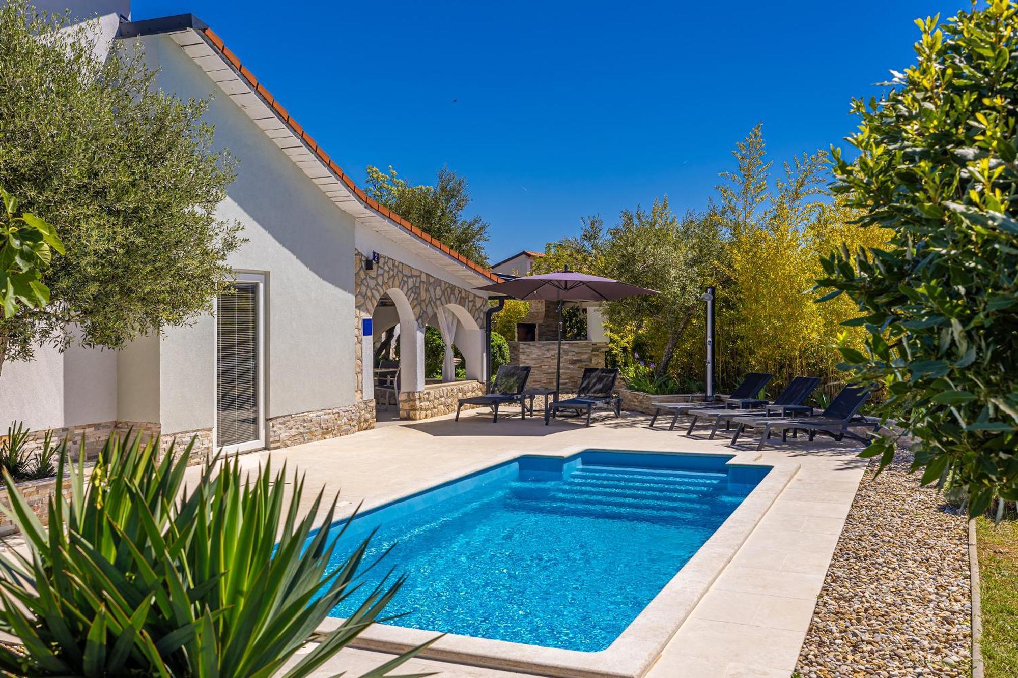 Holiday House Kai With Private Pool Pinezići Exterior foto